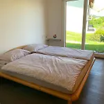 Au Bord Du De Morat Avec Vue Imprenable *