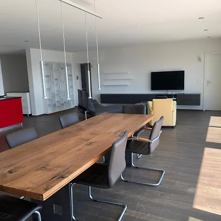 Au Bord Du De Morat Avec Vue Imprenable Villa