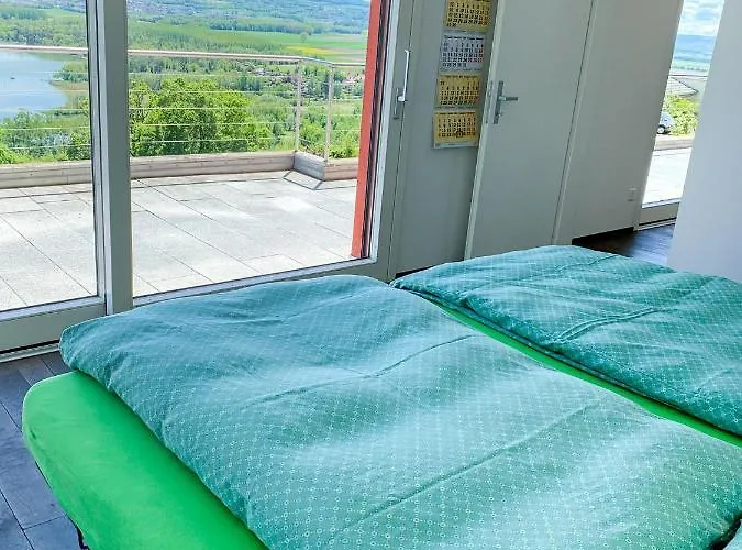 Villa Au Bord Du De Morat Avec Vue Imprenable *