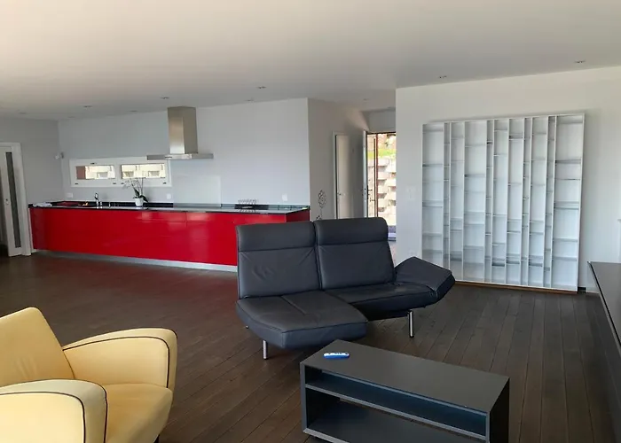 Au Bord Du De Morat Avec Vue Imprenable Villa