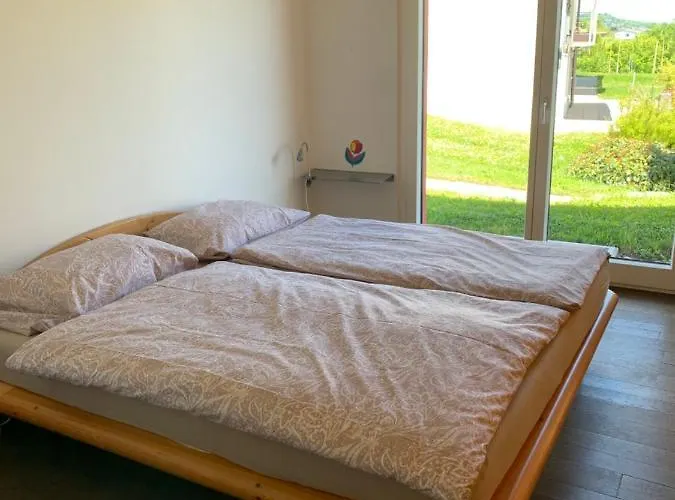 Au Bord Du De Morat Avec Vue Imprenable *